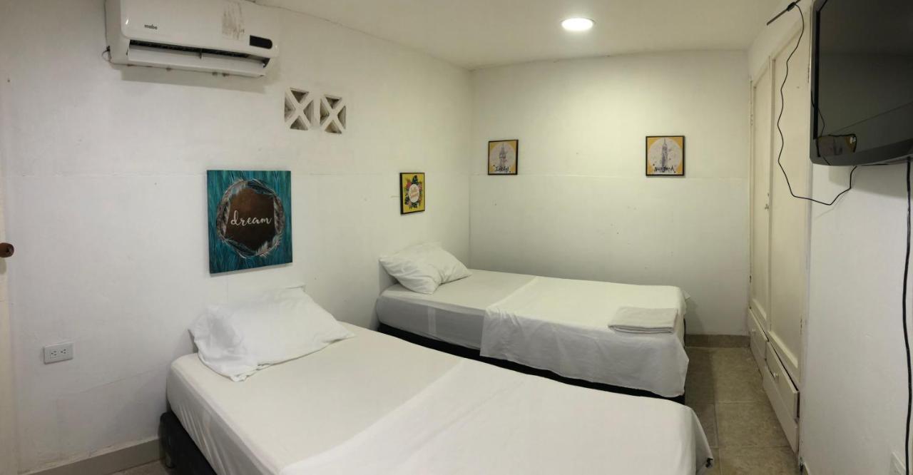 Martinica Hostel Cartagena Εξωτερικό φωτογραφία